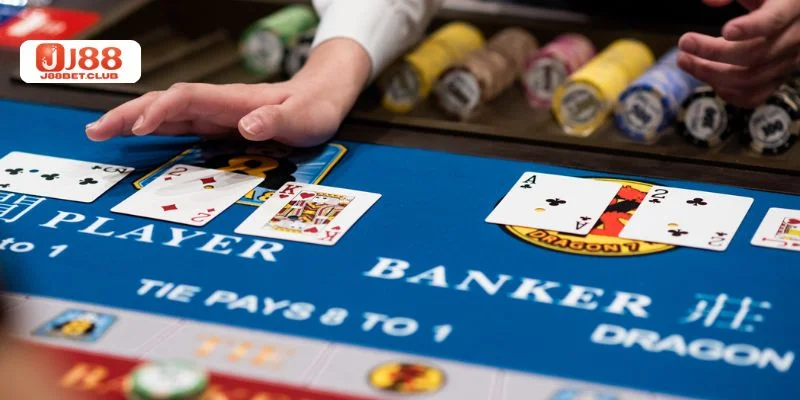 Các phương pháp soi cầu trong bài Baccarat J88 cần bắt đúng cầu. 