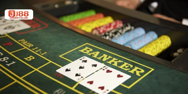 Ván chơi Baccarat có luật rất cụ thể, rõ ràng. 