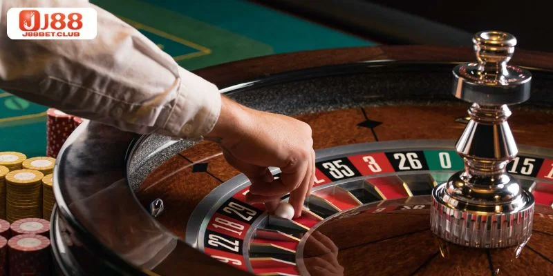 Học Lỏm Mẹo Chơi Roulette Casino Đỉnh Cao Từ Cao Thủ J88 Các thuật ngữ của Roulette Casino rất dễ hiểu.